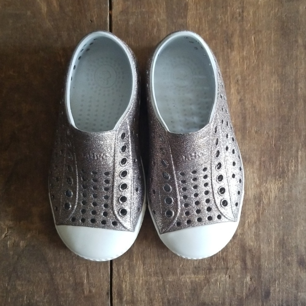 NATIVE JEFFERSON Kids C8 Water Shoes glitter 8